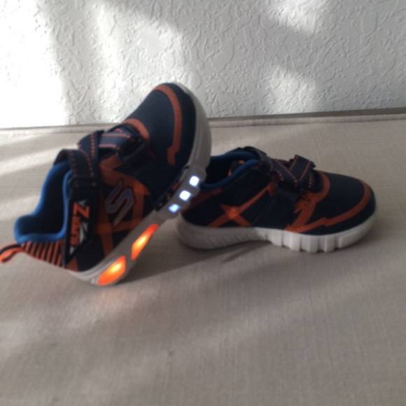 Skechers Blue and Orange Kids Light Up Shoes - Picture 4 of 8